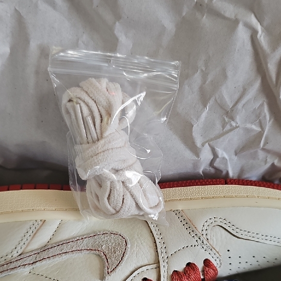 *Brand New* Jordan Retro 1 Sail Cinnabar Highs - Picture 12 of 14